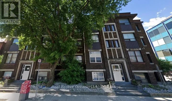 468-476 MAIN Street East, Hamilton (Stinson), Ontario, L8N1K6, Hamilton (Stinson), Ontario — photo 1 of 5