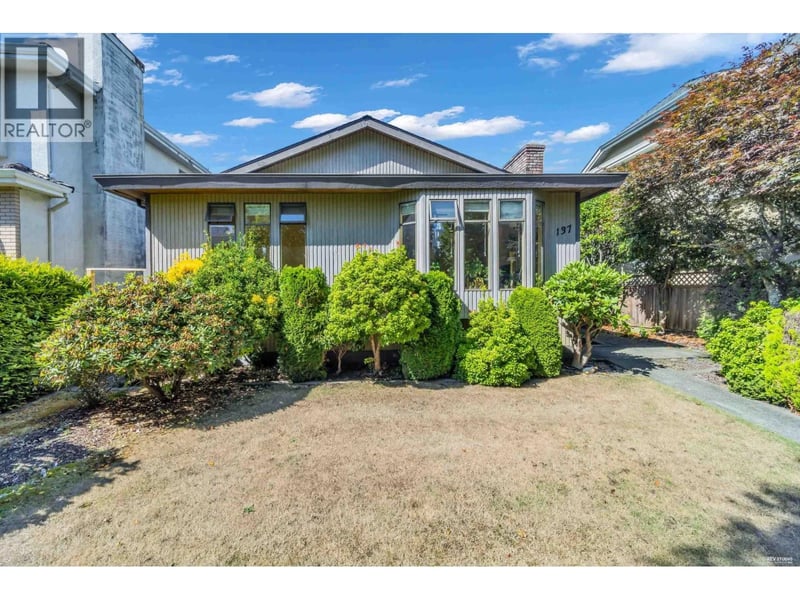 137 WOODSTOCK Avenue, Vancouver, British Columbia, V5Y2R7, Vancouver, British Columbia — photo 1 of 5