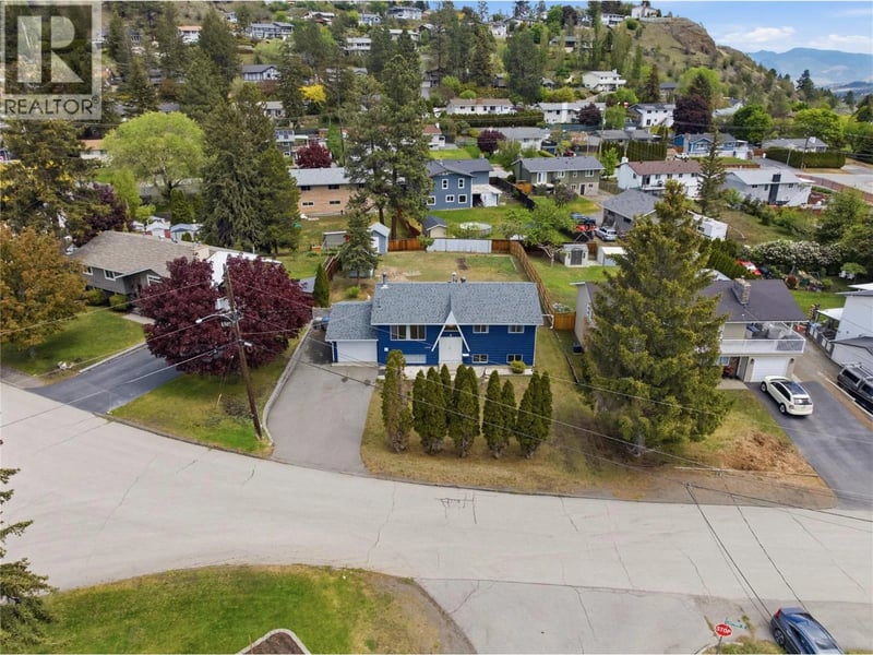 1542 Mt Dufferin Crescent, Kamloops, British Columbia, V2E1C2, Kamloops, British Columbia — photo 1 of 5