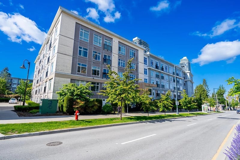 #103 13728 108 Avenue, Surrey, British Columbia, V3T0G2, Surrey, British Columbia — photo 1 of 5