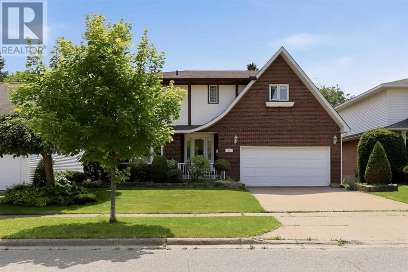 42 Caddy AVE, Sault Ste. Marie, Ontario, P6A6H8, Sault Ste. Marie, Ontario — photo 1 of 5