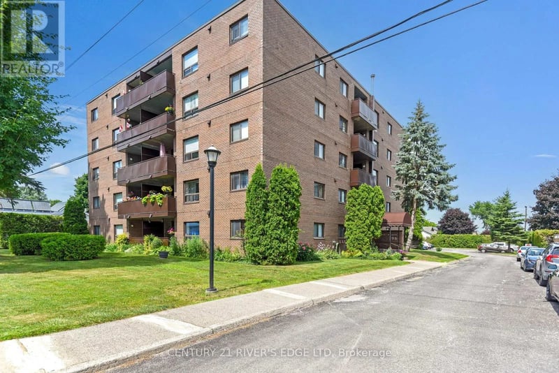 #505 95 Windsor Drive, Brockville, Ontario, K6V3H7, Brockville, Ontario — photo 1 of 5