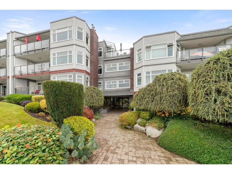 #412 1220 FIR Street, White Rock, British Columbia, V4B4B1, White Rock, British Columbia — photo 1 of 5