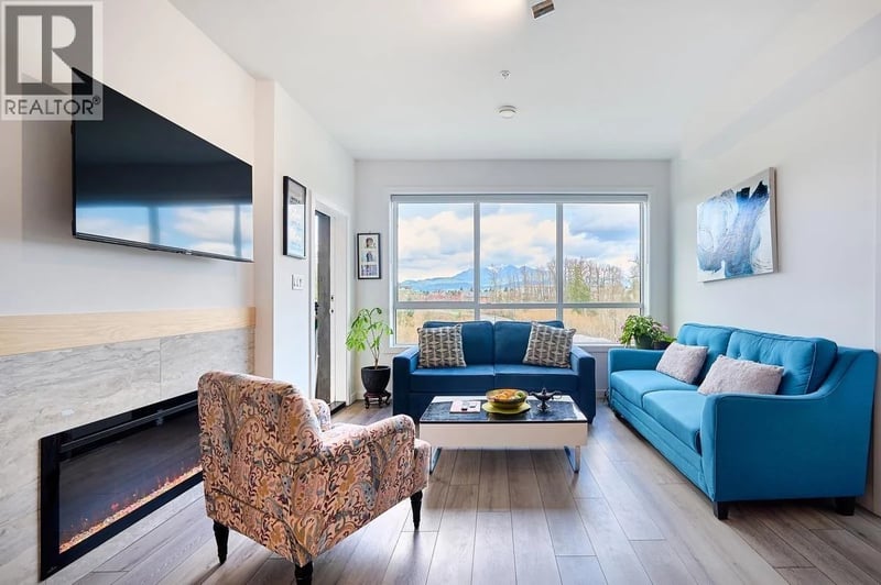 #317 11641 227 Street, Maple Ridge, British Columbia, V2X9J6, Maple Ridge, British Columbia — photo 1 of 5
