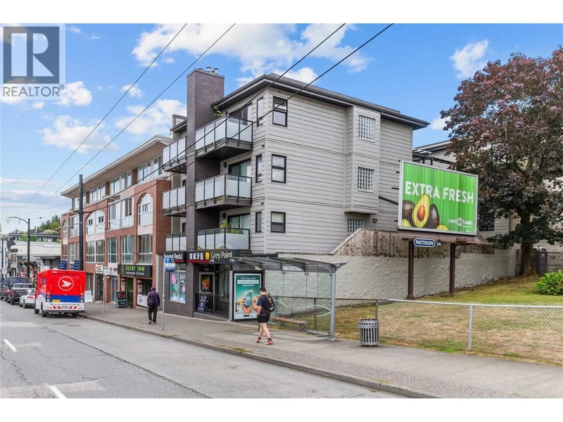 #301 3788 10TH Avenue, Vancouver, British Columbia, V6R2G4, Vancouver, British Columbia — photo 1 of 5