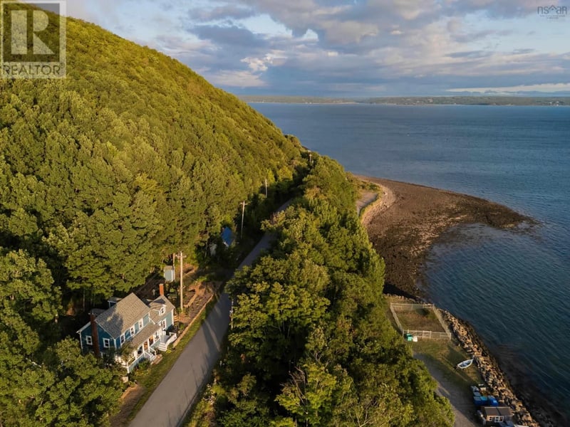 857 Granville Road, Victoria Beach, Nova Scotia, B0S1A0, Victoria Beach, Nova Scotia — photo 1 of 5