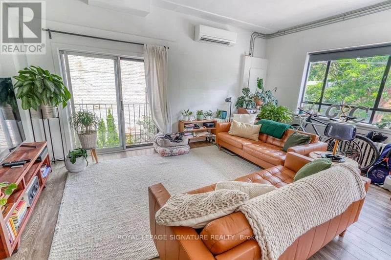 #Unit B 44 Stafford Street, Toronto (Niagara), Ontario, M6J2R8, Toronto (Niagara), Ontario — photo 1 of 5