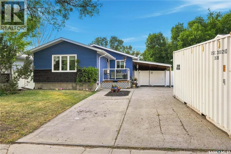 50 Petersmeyer STREET, Regina, Saskatchewan, S4R7P7, Regina, Saskatchewan — photo 1 of 5
