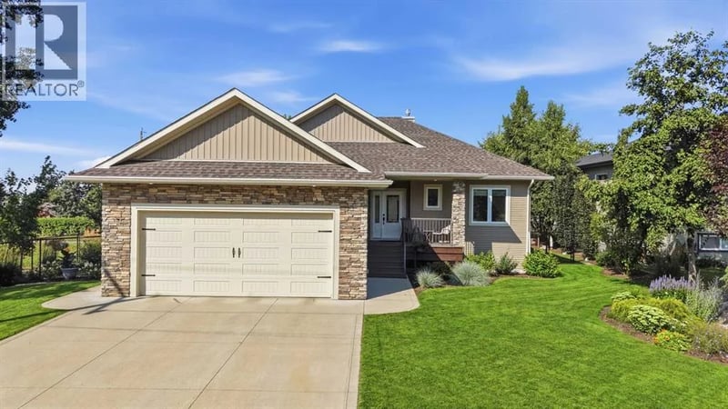4006 38 Street, Ponoka, Alberta, T4J1A8, Ponoka, Alberta — photo 1 of 5