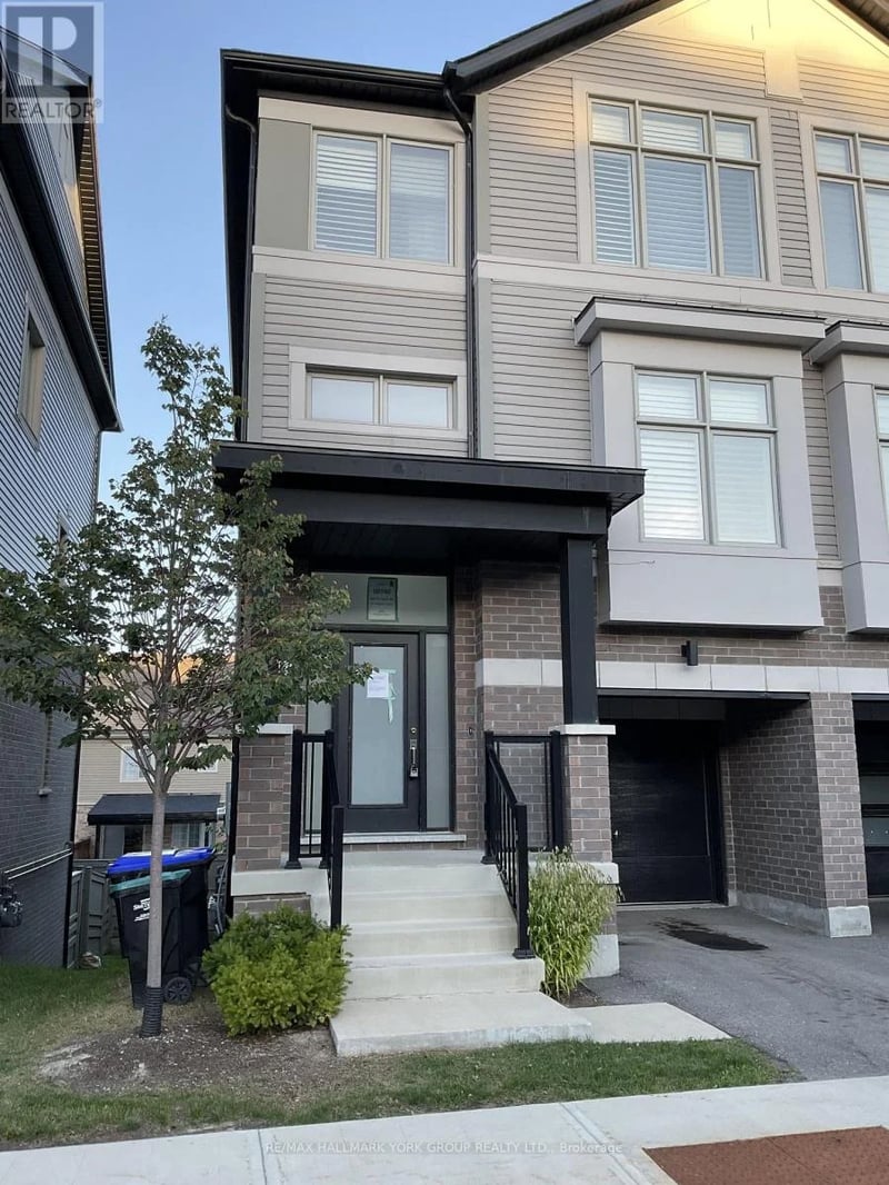 #40 24 Hughes Lane, New Tecumseth (Tottenham), Ontario, L0G1H0, New Tecumseth (Tottenham), Ontario — photo 1 of 5