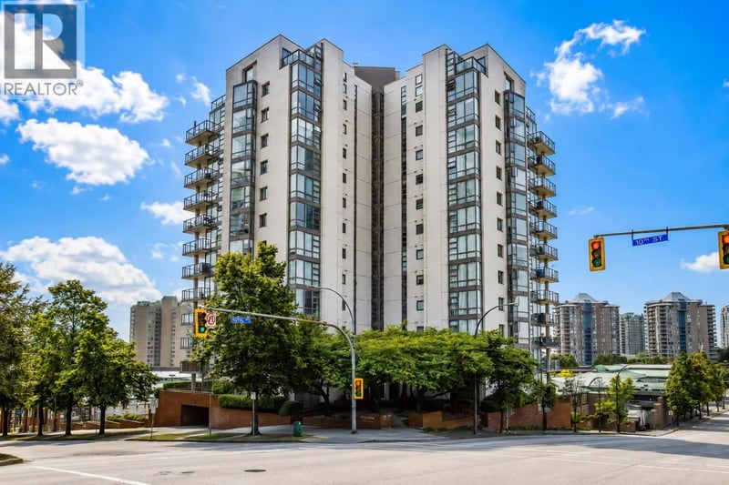 #601 98 TENTH Street, New Westminster, British Columbia, V3M6L8, New Westminster, British Columbia — photo 1 of 5