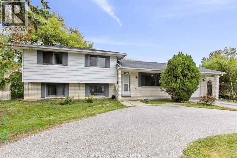 6370 MALDEN Road, LaSalle, Ontario, N9H1T3, LaSalle, Ontario — photo 1 of 5