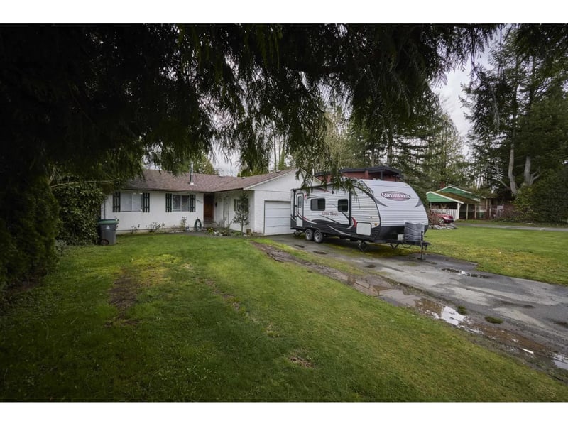 14523 104A Avenue, Surrey, British Columbia, V3R1R2, Surrey, British Columbia