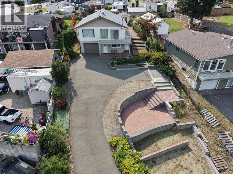 1225 Bay Drive, Chase, British Columbia, V0E1M0, Chase, British Columbia — photo 1 of 5