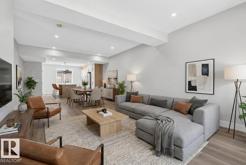 10707-09 128 AV NW, Edmonton, Alberta, T5E0J4, Edmonton, Alberta — photo 1 of 5