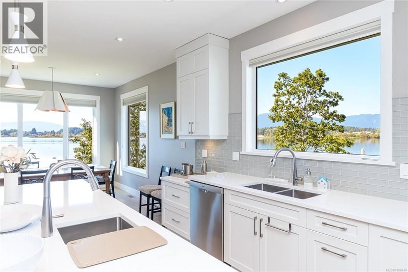 1835 Westlock Road, Duncan, British Columbia, V9L0B8, Duncan, British Columbia — photo 1 of 5