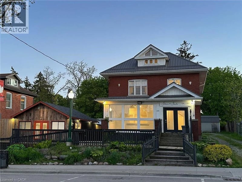 215 MAIN Street, Port Dover, Ontario, N0A1N0, Port Dover, Ontario — photo 1 of 5