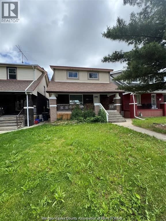 1176 HALL Avenue, Windsor, Ontario, N9A2M9, Windsor, Ontario — photo 1 of 5