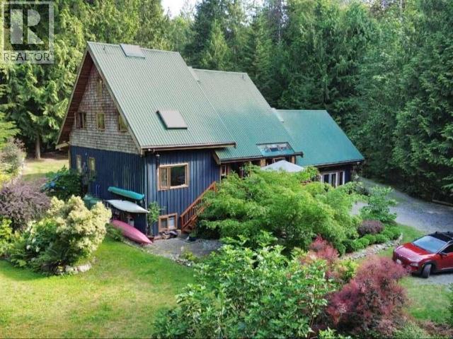 9340 MALASPINA RD, Powell River, British Columbia, V8A0G2, Powell River, British Columbia — photo 1 of 5