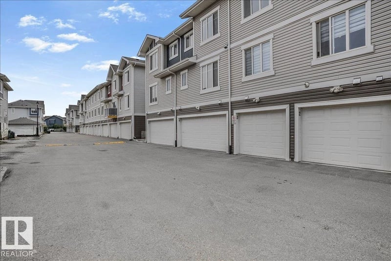 #3 2905 141 ST SW, Edmonton, Alberta, T6W3M4, Edmonton, Alberta — photo 1 of 5