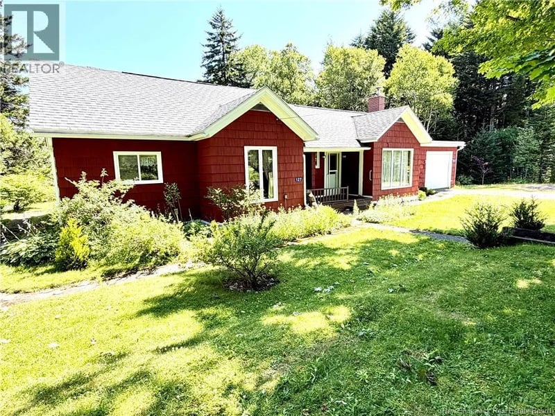 127 McKay Loop Road, Pennfield, New Brunswick, E5H2L1, Pennfield, New Brunswick — photo 1 of 5