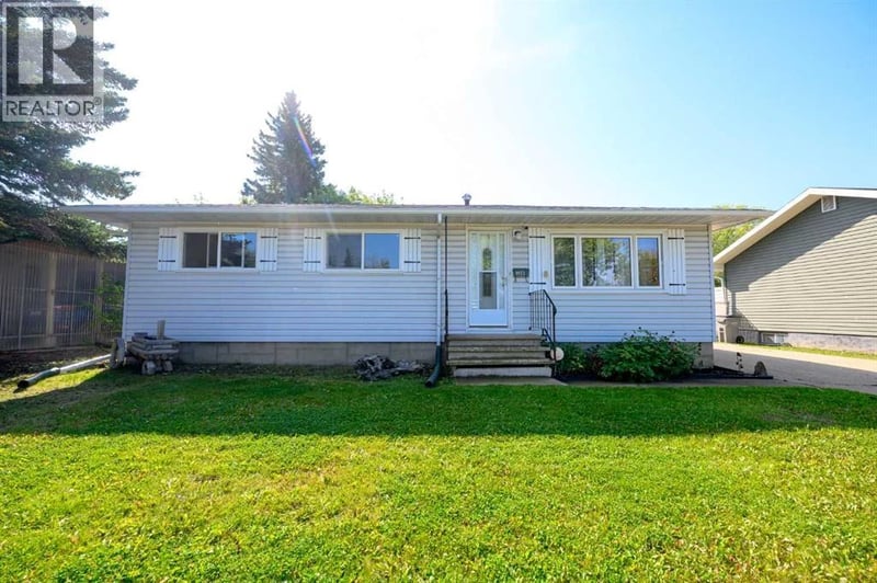 9923 88 Avenue, Grande Prairie, Alberta, T8V0C3, Grande Prairie, Alberta — photo 1 of 5