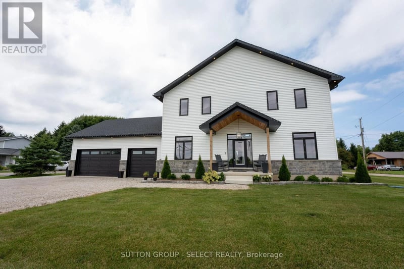 33977 Kildeer Drive, Bluewater (Hay), Ontario, N0M1N0, Bluewater (Hay), Ontario — photo 1 of 5