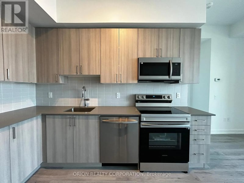 #2610 1455 Celebration Drive, Pickering (Bay Ridges), Ontario, L1W0C3, Pickering (Bay Ridges), Ontario — photo 1 of 5