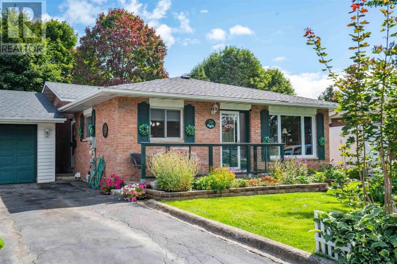 26 Heath RD, Sault Ste. Marie, Ontario, P6A6E2, Sault Ste. Marie, Ontario — photo 1 of 5