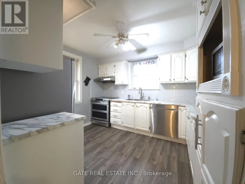 377 Ellerslie Avenue, Toronto (Willowdale West), Ontario, M2R1B8, Toronto (Willowdale West), Ontario — photo 1 of 5