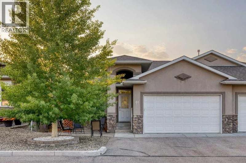 61 River Heights View, Cochrane, Alberta, T4C0E6, Cochrane, Alberta — photo 1 of 5