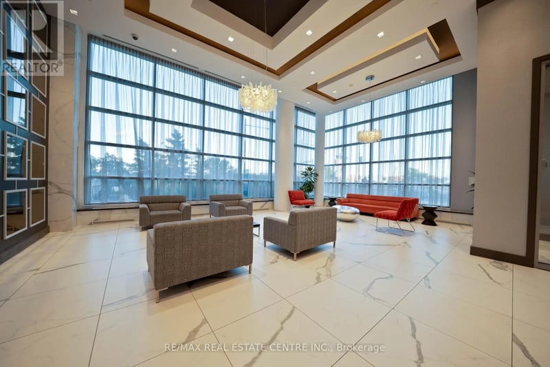 #1201 3600 Highway 7, Vaughan (Vaughan Corporate Centre), Ontario, L4L0G7, Vaughan (Vaughan Corporate Centre), Ontario — photo 1 of 5