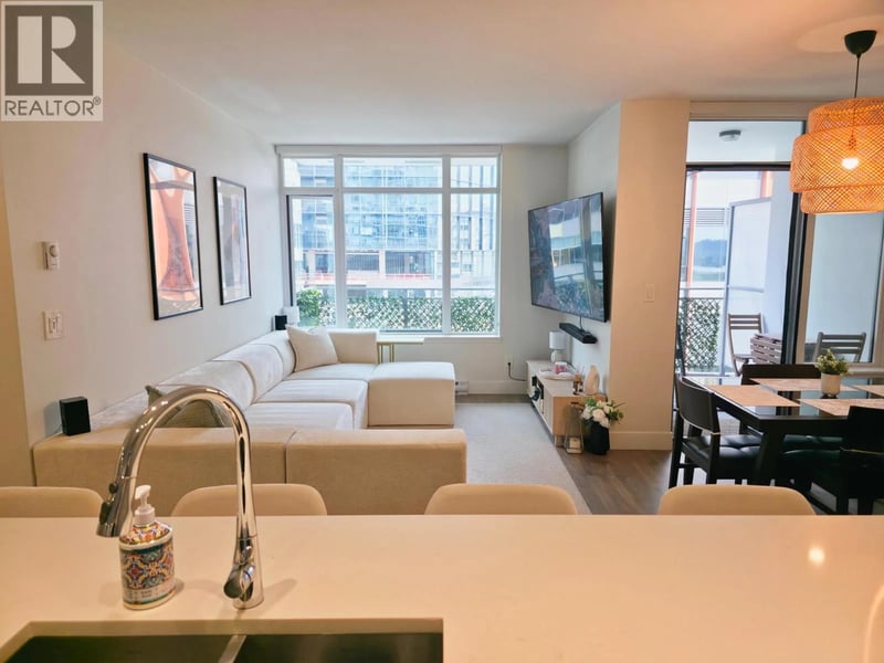 #507 258 NELSON'S Court, New Westminster, British Columbia, V3L0J9, New Westminster, British Columbia — photo 1 of 5