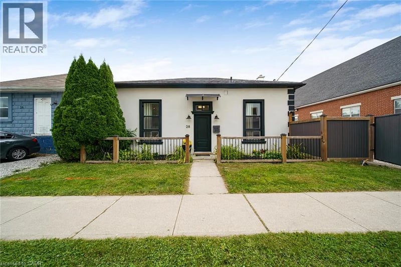 28 CAMBRIDGE Street, Cambridge, Ontario, N1R3R7, Cambridge, Ontario — photo 1 of 5