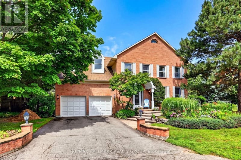 9 Kintail Court, Ottawa, Ontario, K2S1G8, Ottawa, Ontario — photo 1 of 5