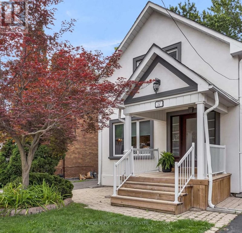 37 Johnston Avenue, Toronto (Lansing-Westgate), Ontario, M2N1G9, Toronto (Lansing-Westgate), Ontario — photo 1 of 5