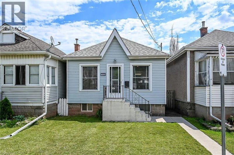 184 LONDON Street North, Hamilton, Ontario, L8H4C2, Hamilton, Ontario — photo 1 of 5
