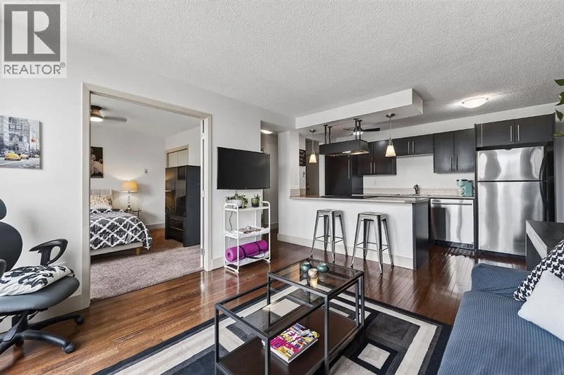 505 19 Avenue Southwest, Calgary, Alberta, T2S0E4, Calgary, Alberta — photo 1 of 5