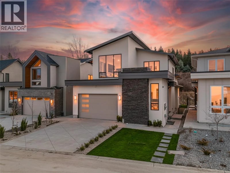 1008 Bull Crescent, Kelowna, British Columbia, V1W0E6, Kelowna, British Columbia — photo 1 of 5