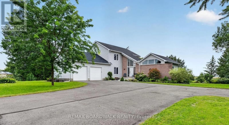 10104 Marionville Road, North Dundas, Ontario, K4R1E5, North Dundas, Ontario — photo 1 of 5