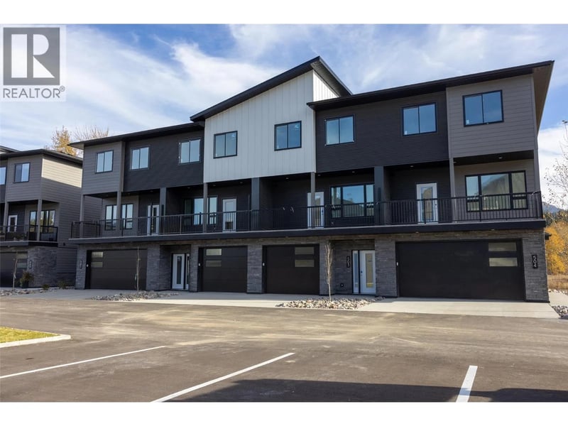 502, 800 Riverside Way, Fernie, British Columbia, V0B1M7, Fernie, British Columbia — photo 1 of 5