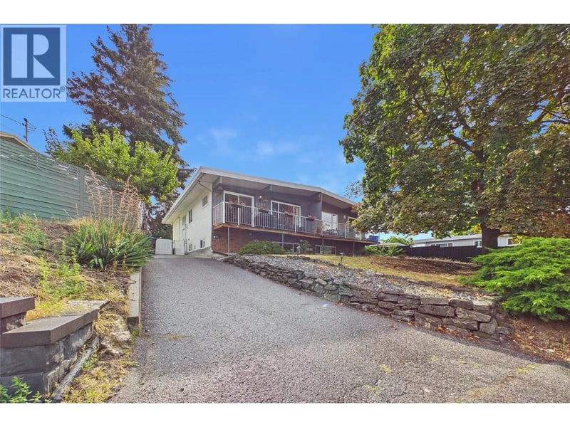 1393 Highland Drive South, Kelowna, British Columbia, V1Y3W2, Kelowna, British Columbia — photo 1 of 5