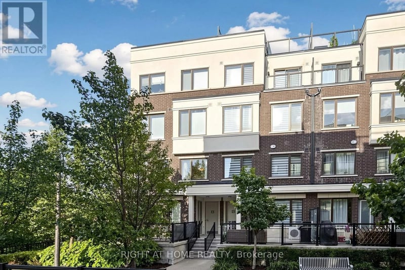 #75 400 Alex Garner Circle, Aurora (Aurora Village), Ontario, L4G3G5, Aurora (Aurora Village), Ontario — photo 1 of 5