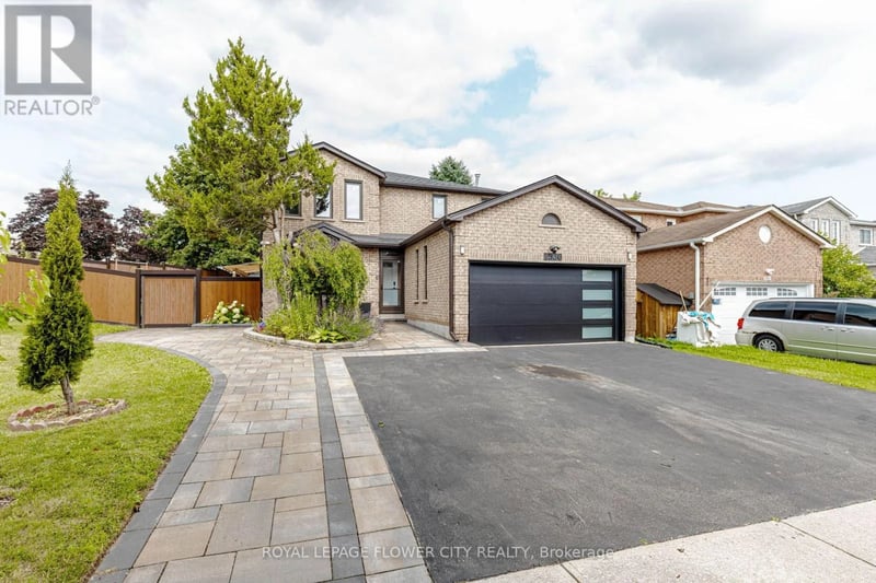 1530 Somergrove Crescent, Pickering (Brock Ridge), Ontario, L1X2K7, Pickering (Brock Ridge), Ontario — photo 1 of 5