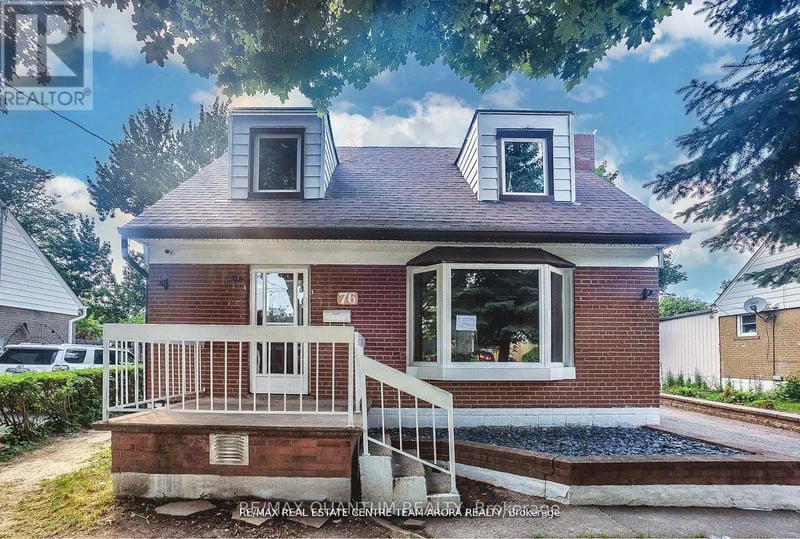 76 McCaul Street, Brampton (Brampton North), Ontario, L6V1J3, Brampton (Brampton North), Ontario — photo 1 of 5