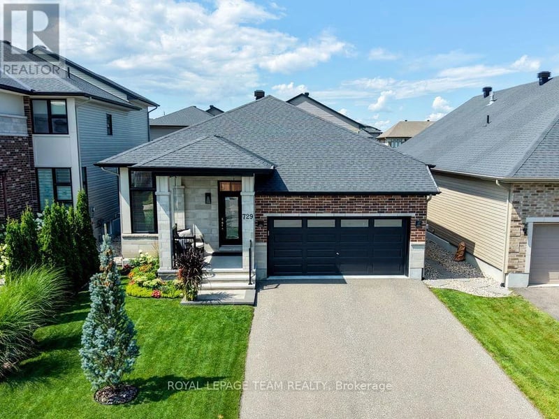 729 Carnelian Crescent, Ottawa, Ontario, K1X0A9, Ottawa, Ontario — photo 1 of 5