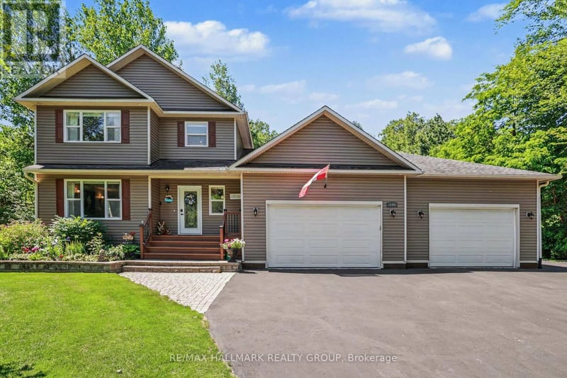 184 Charmont Way, Ottawa, Ontario, K0A3M0, Ottawa, Ontario — photo 1 of 5