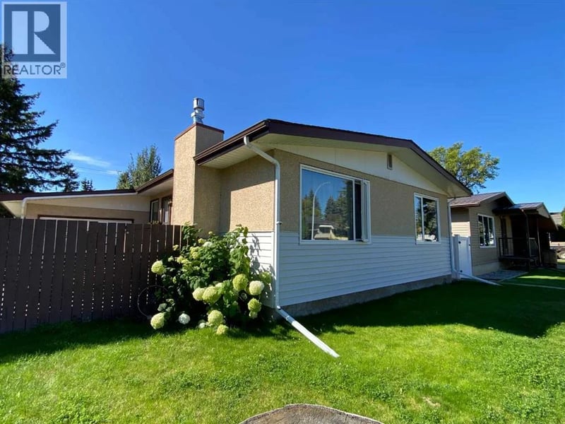 3 Lake Bevan Drive East, Brooks, Alberta, T1R0L3, Brooks, Alberta — photo 1 of 5