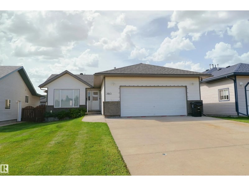 5913 52 Avenue, Barrhead, Alberta, T7N1N6, Barrhead, Alberta — photo 1 of 5