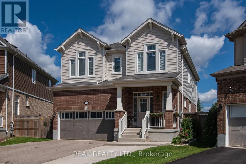 330 Grovehill Crescent, Kitchener, Ontario, N2R0K2, Kitchener, Ontario — photo 1 of 5